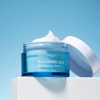 Hydrating hyaluronic acid gel cream from Zenn Organics Inc, featuring a smooth, nourishing face moisturizer for extra-dry skin.